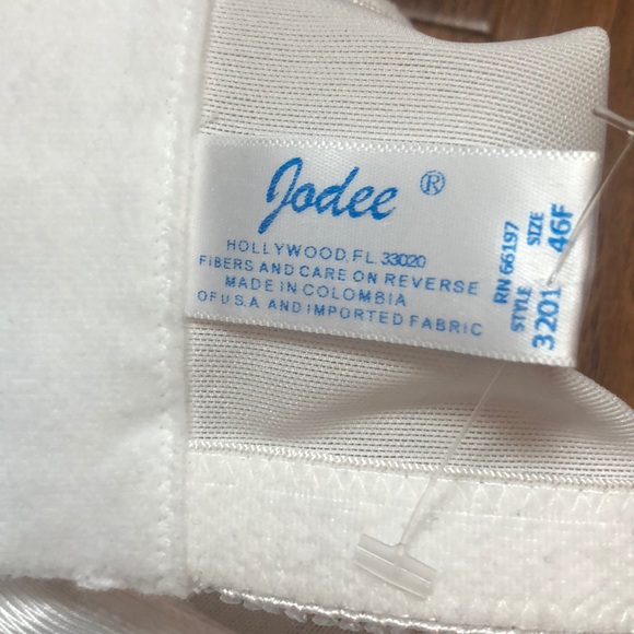 Jodee comfort plus Mastectomy bra - Picture 9 of 11